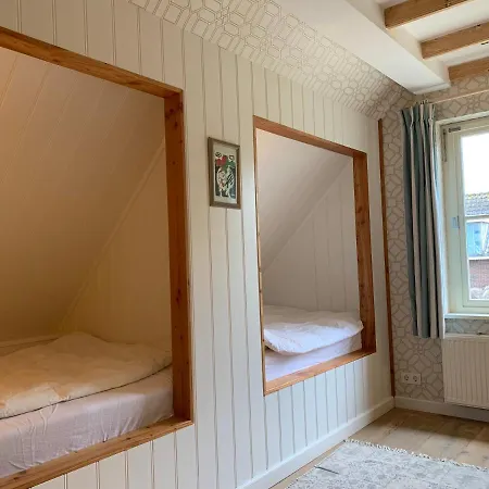 Lovely Warm Country *