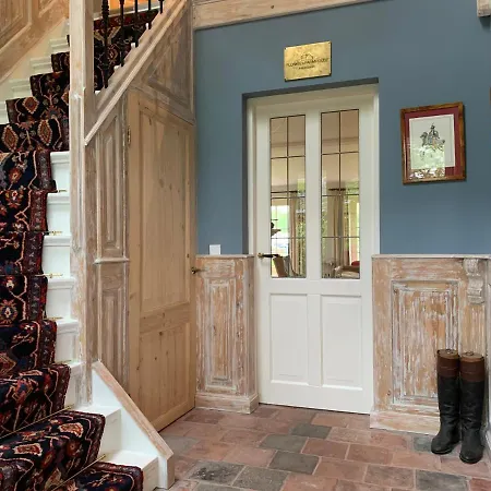 Lovely Warm Country Villa *