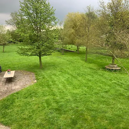 Lovely Warm Country *