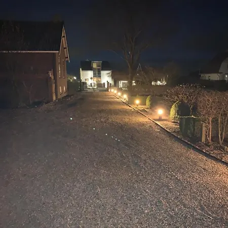 Lovely Warm Country Breukeleveen