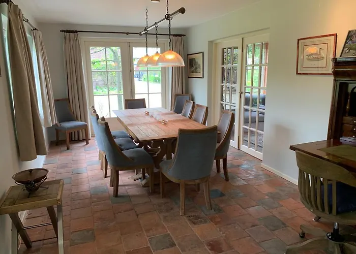 Lovely Warm Country Villa *