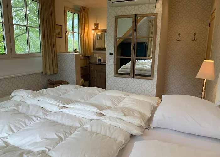 Lovely Warm Country Breukeleveen