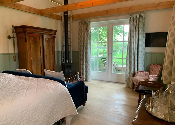 Lovely Warm Country Villa *