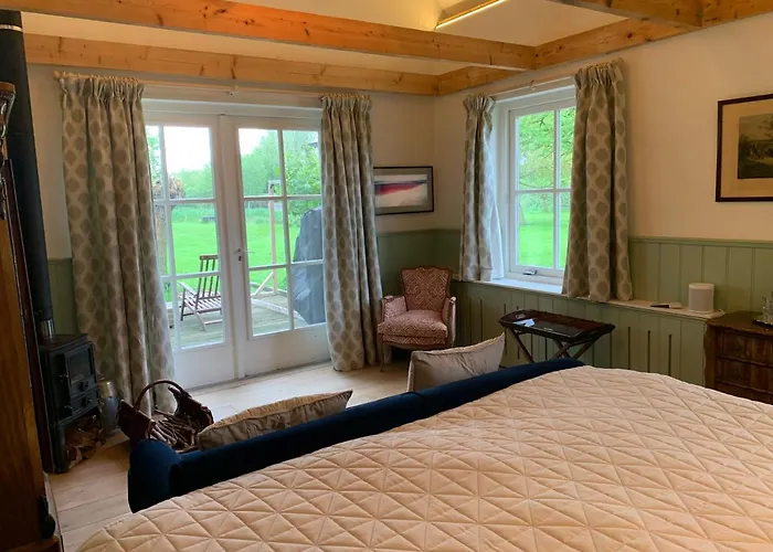 Lovely Warm Country Villa Breukeleveen