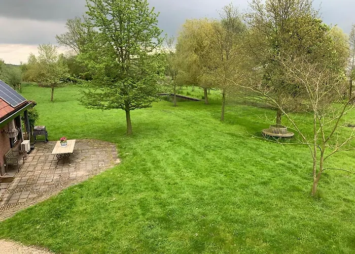 Lovely Warm Country *