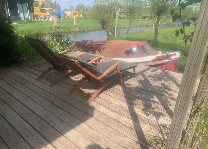 Villa Lovely Warm Country Breukeleveen