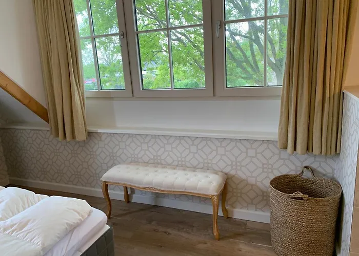 فيلة Lovely Warm Country *