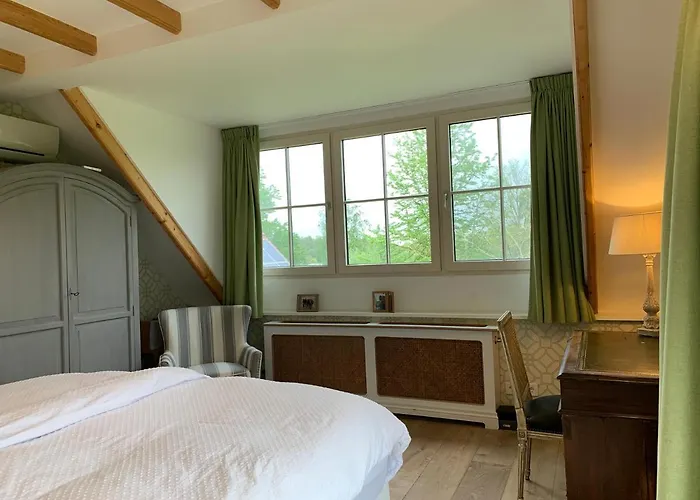 فيلة Lovely Warm Country *