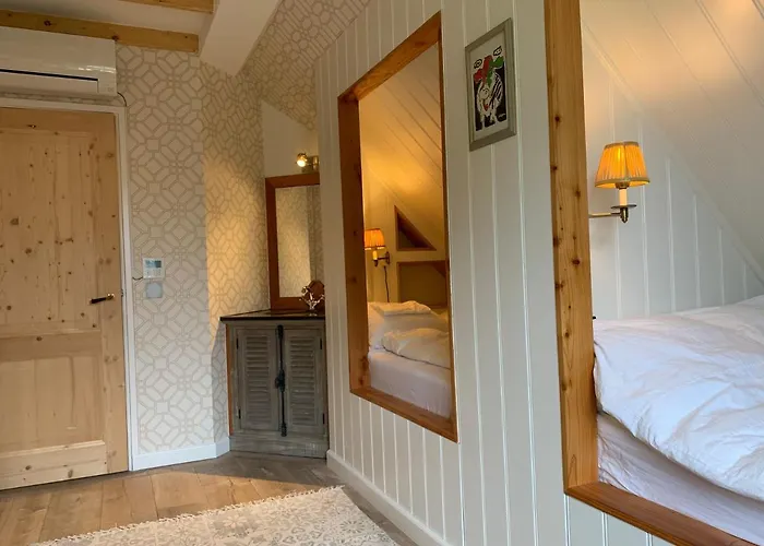 Lovely Warm Country *