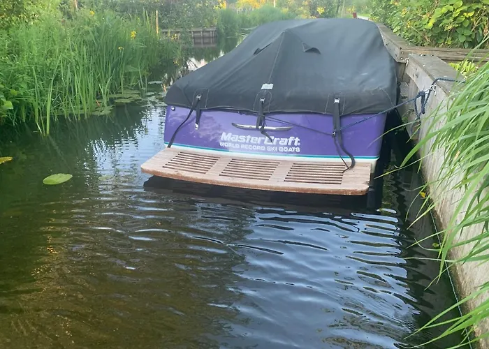 Lovely Warm Country Breukeleveen