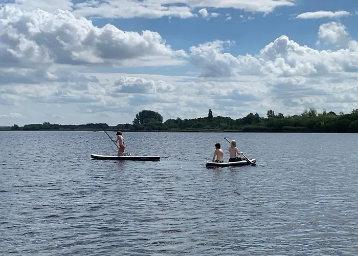 Lovely Warm Country *